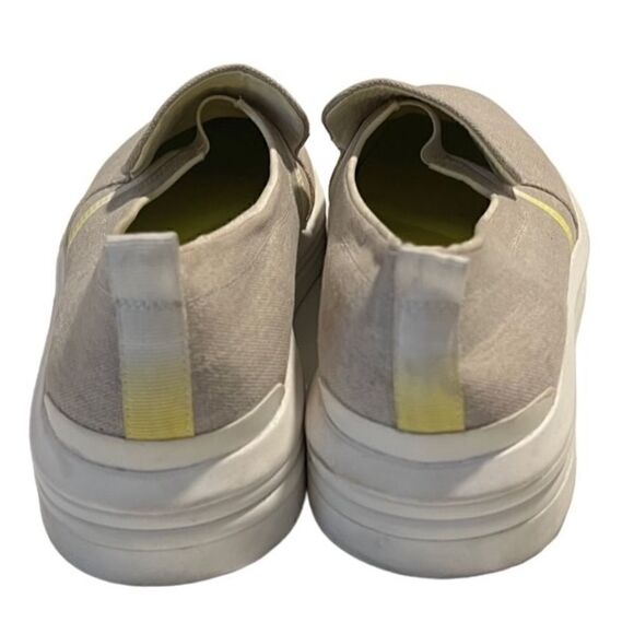 Franco Sarto Maldives Putty Fabric Slip On Sporty Sneaker Size 9.5 - Picture 4 of 11
